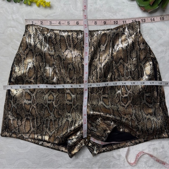Socialite Faux Python Snake Print Metallic High Waist Shorts Gold Black XS - Picture 12 of 12